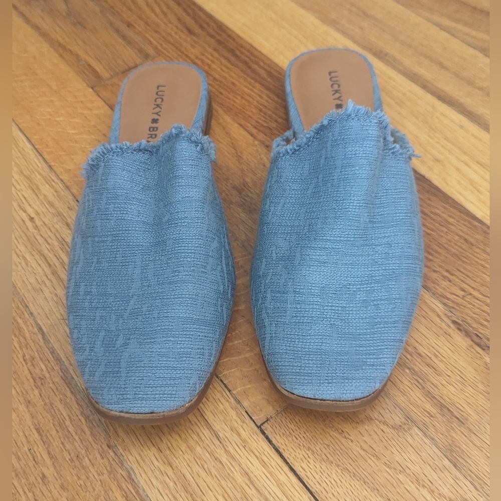 NWOB Lucky Brand Colley Sherling blue textile upper w/cute pattern & frayed